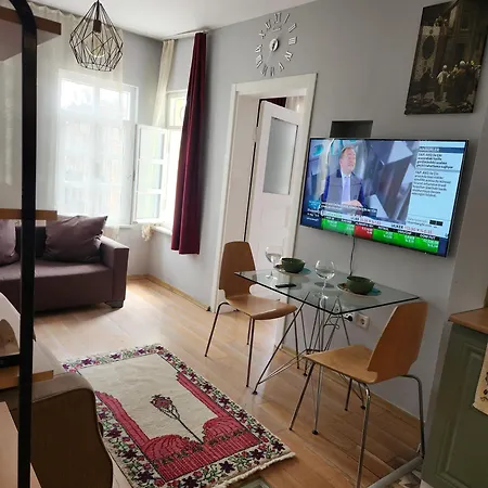 Apartman Taksim Fish Market Down Town Heart Of Beyoglu *