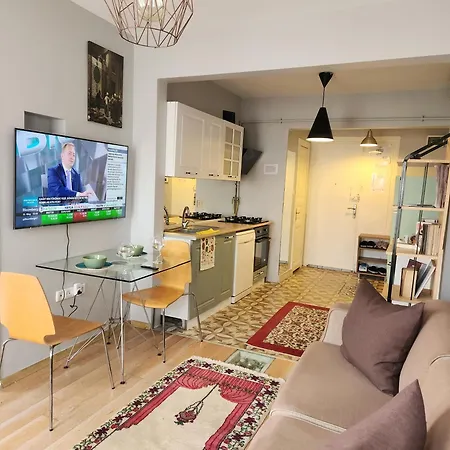 Apartman Taksim Fish Market Down Town Heart Of Beyoglu *
