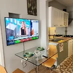 Taksim Fish Market Down Town Heart Of Beyoglu Διαμέρισμα