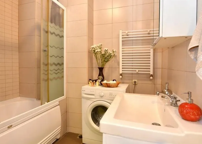 Taksim Fish Market Down Town Heart Of Beyoglu Apartment Istanbul